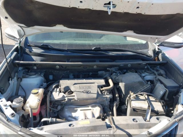 2T3RFREV8FW319097 Toyota Rav4 Xle
