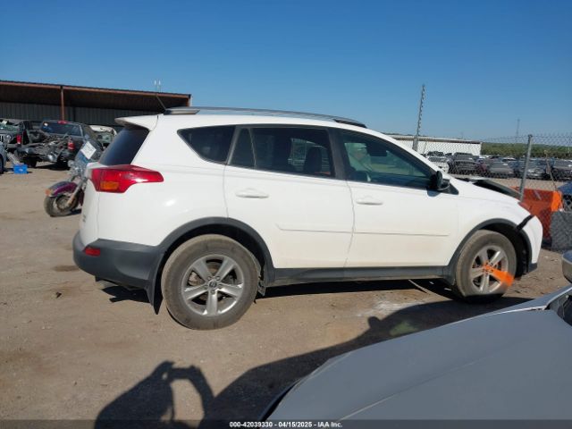 2T3RFREV8FW319097 Toyota Rav4 Xle