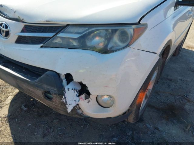 2T3RFREV8FW319097 Toyota Rav4 Xle
