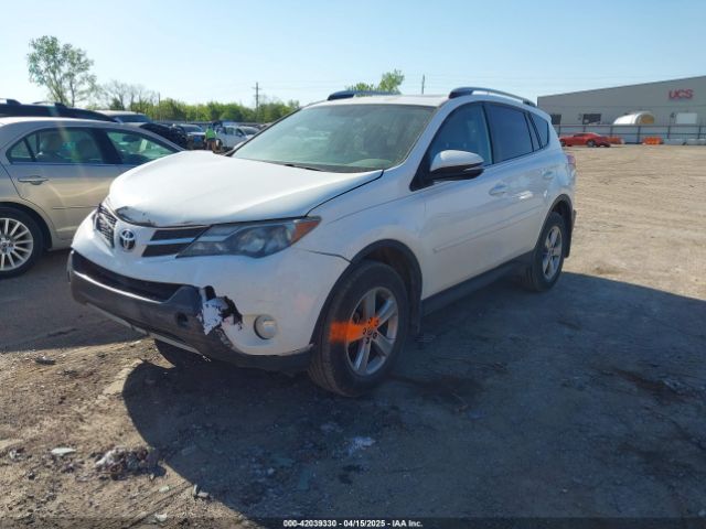 2T3RFREV8FW319097 Toyota Rav4 Xle