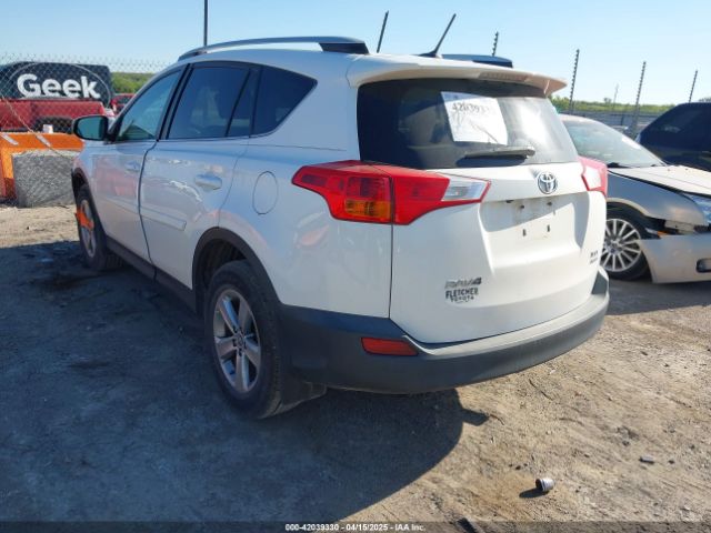 2T3RFREV8FW319097 Toyota Rav4 Xle