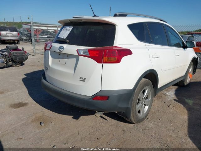 2T3RFREV8FW319097 Toyota Rav4 Xle