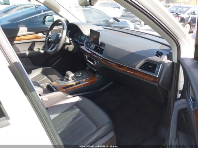 WA1ANAFY6J2128090 Audi Q5 2.0t Premium