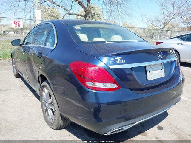 55SWF4JB7FU059751 Mercedes-Benz C 300 Luxury/sport