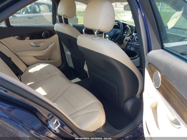 55SWF4JB7FU059751 Mercedes-Benz C 300 Luxury/sport