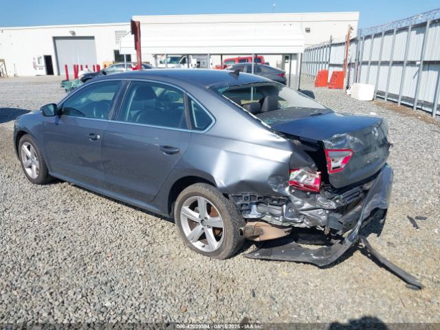 2013 VOLKSWAGEN PASSAT 1VWBH7A39DC048956 Photo 2