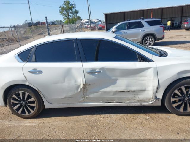 1N4AL3AP1JC138029 Nissan Altima 2.5 Sv