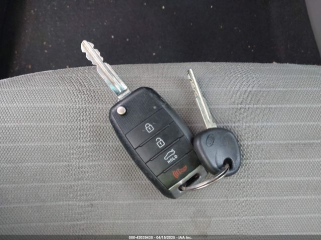 KNAFX4A62F5417161 KIA FORTE LX