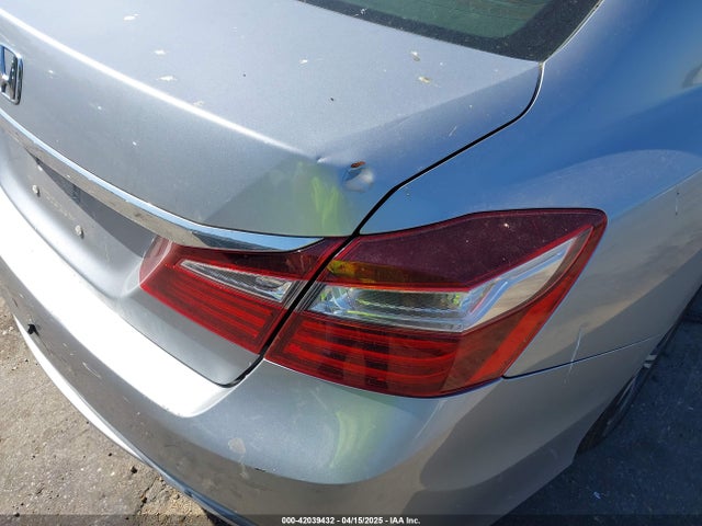 1HGCR2F33HA259931 Honda ACCORD LX