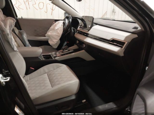 2022 MITSUBISHI OUTLANDER JA4J4VA86NZ075941 Photo 4
