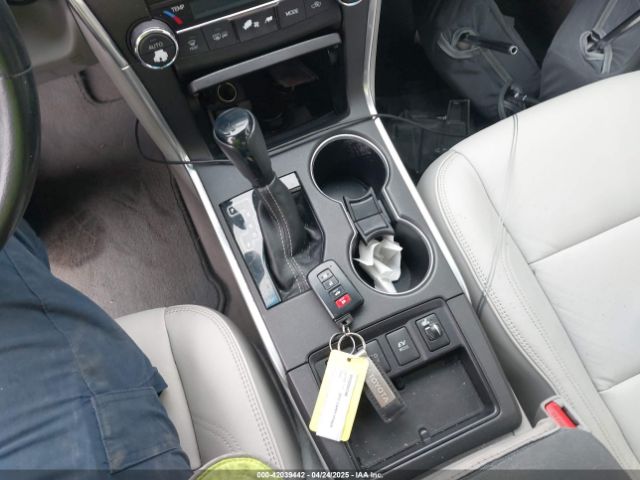 4T1BD1FK2FU167713 Toyota Camry Hybrid Xle