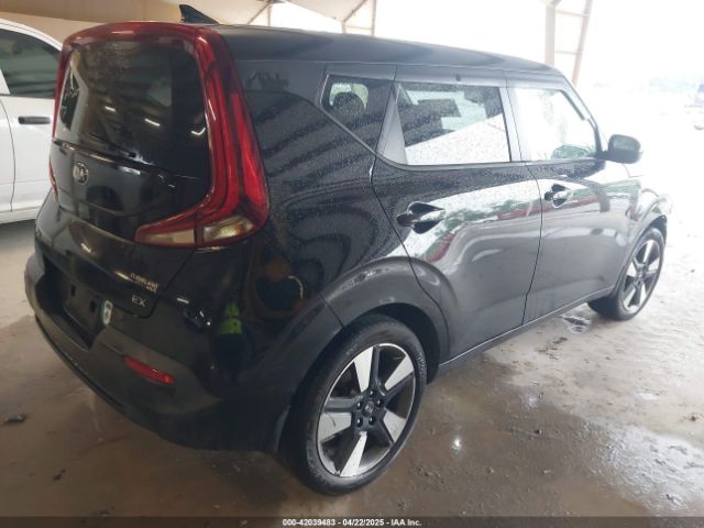 KNDJ33AU2L7049470 KIA SOUL EX