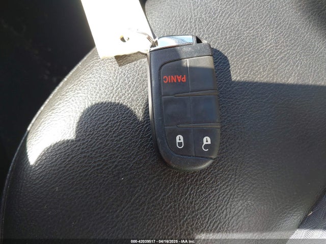 3C4NJCBB9NT214210 Jeep Compass Latitude Fwd