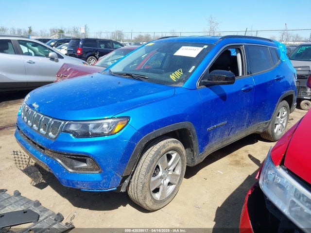 3C4NJCBB9NT214210 Jeep Compass Latitude Fwd