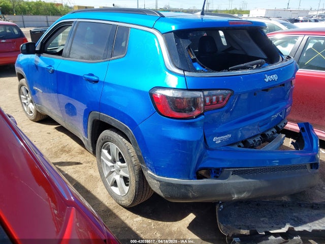 3C4NJCBB9NT214210 Jeep Compass Latitude Fwd