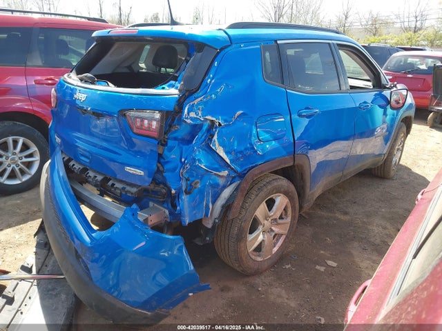 3C4NJCBB9NT214210 Jeep Compass Latitude Fwd