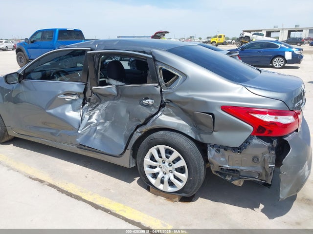 1N4AL3AP4HN325831 Nissan Altima 2.5 S
