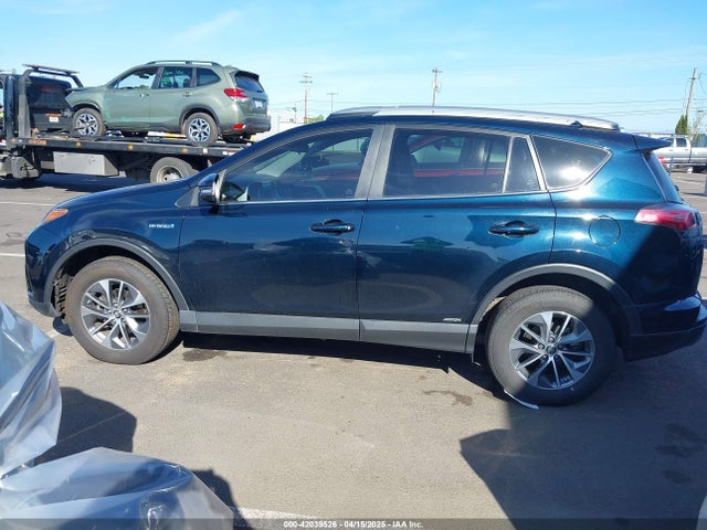 JTMRJREV9HD146768 Toyota Rav4 Hybrid Xle