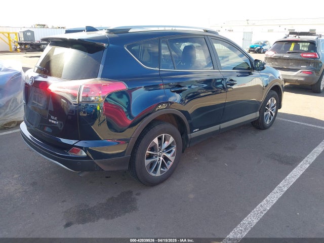 JTMRJREV9HD146768 Toyota Rav4 Hybrid Xle
