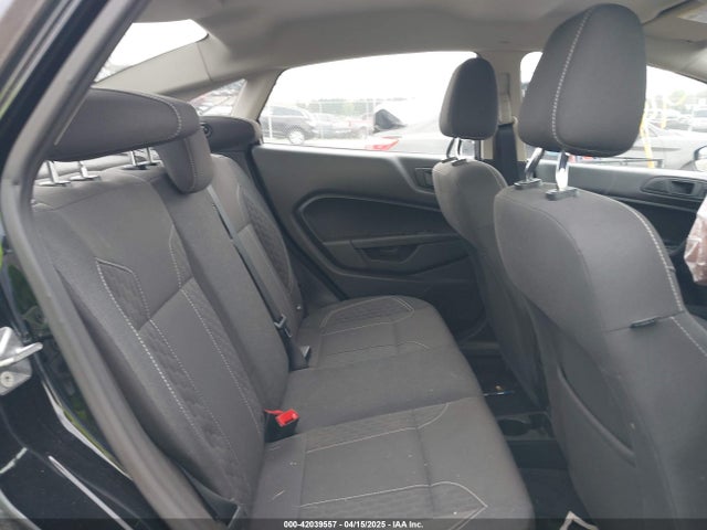 3FADP4BJ7KM105246 Ford FIESTA SE