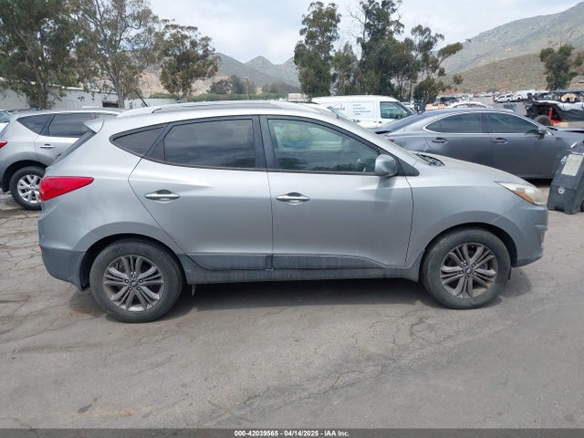 KM8JU3AG0EU876407 Hyundai TUCSON SE