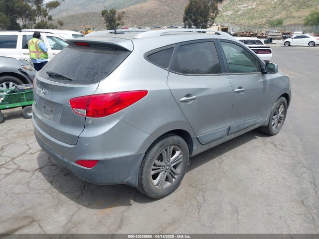 KM8JU3AG0EU876407 Hyundai TUCSON SE