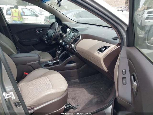 KM8JU3AG0EU876407 Hyundai TUCSON SE
