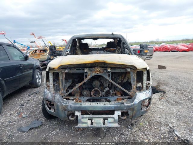 1GT12SEG9HF150309 GMC Sierra 2500hd Sle