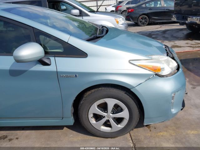 JTDKN3DU9F1963121 Toyota Prius Two