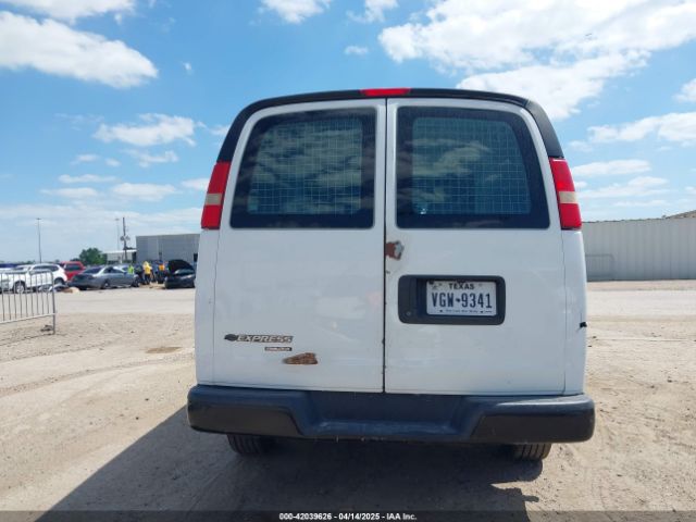1GCWGFBAXE1186114 Chevrolet Express 2500 Work Van