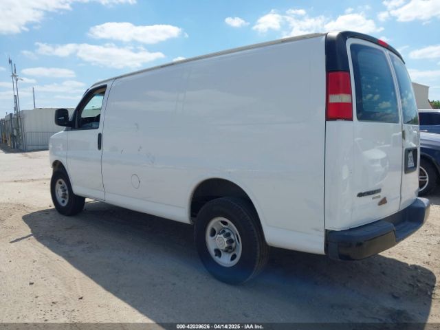 1GCWGFBAXE1186114 Chevrolet Express 2500 Work Van