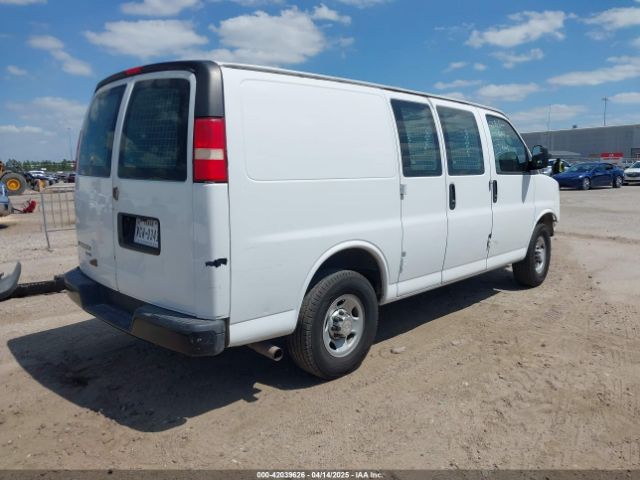 1GCWGFBAXE1186114 Chevrolet Express 2500 Work Van