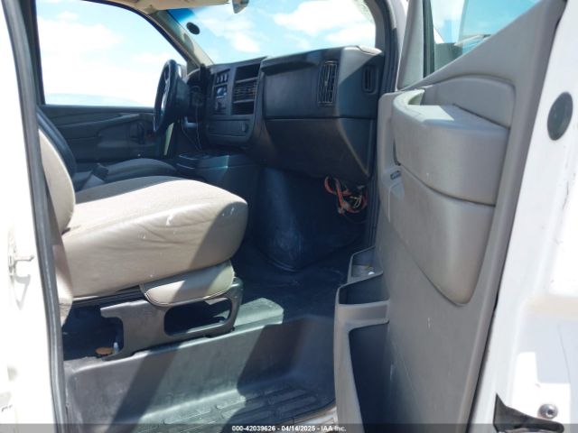 1GCWGFBAXE1186114 Chevrolet Express 2500 Work Van
