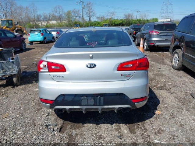 KNAFZ6A38F5346057 KIA Forte Koup Sx