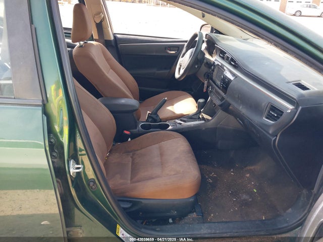 2T1BURHE8GC697564 Toyota COROLLA LE