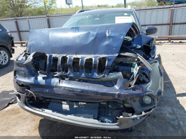 1C4PJLCS4FW553833 Jeep Cherokee Latitude