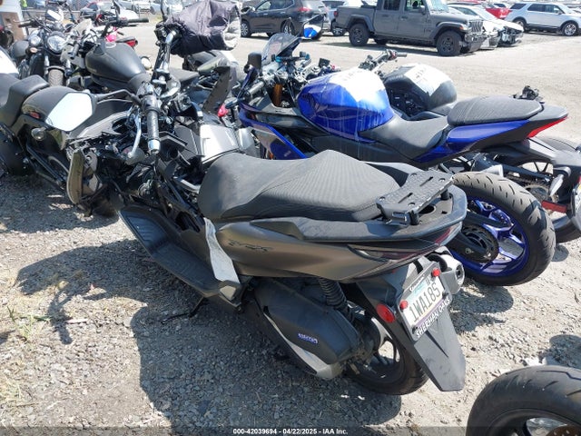 RLHKF4712PY100559 Honda WW150 A