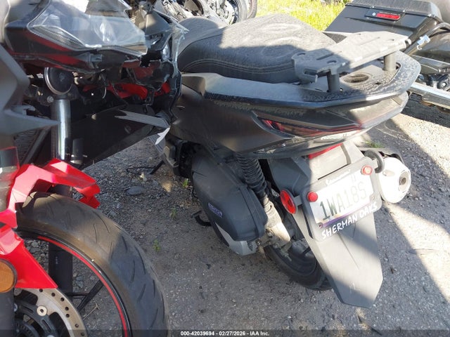 RLHKF4712PY100559 Honda WW150 A