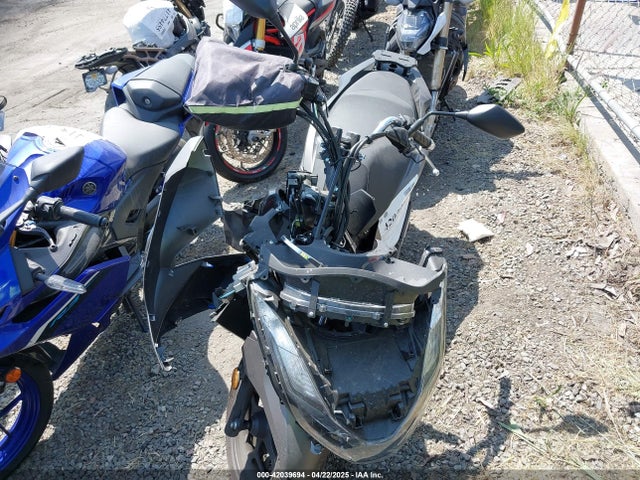 RLHKF4712PY100559 Honda WW150 A