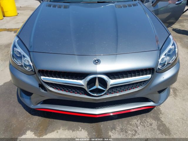 WDDPK3JAXJF148095 Mercedes-Benz Slc 300