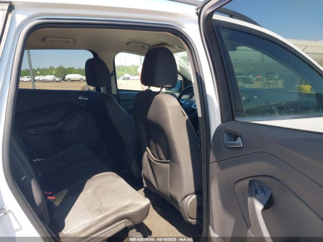 1FMCU0GX6FUC82629 Ford ESCAPE SE
