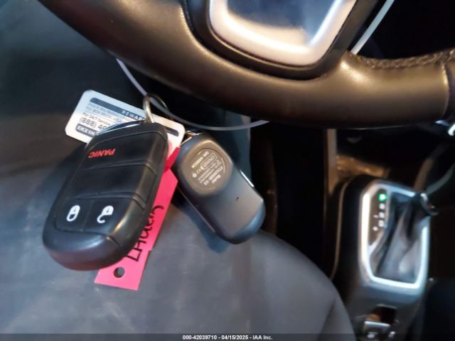 ZACNJDBB8MPM35984 Jeep Renegade Latitude 4x4