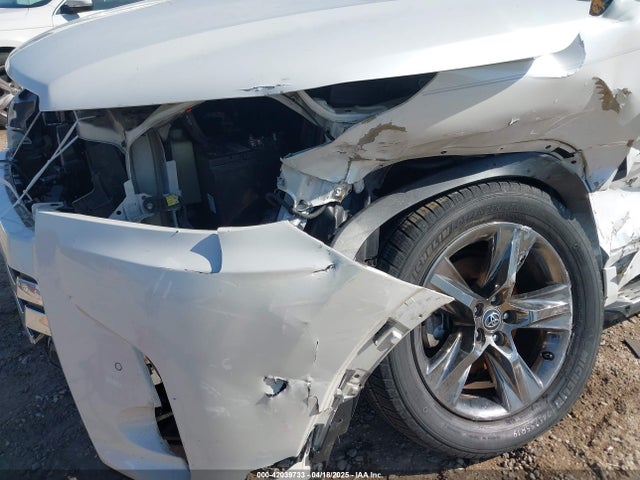 Toyota Highlander Limited Platinum 2017 5TDYZRFH9HS207649 Image 6