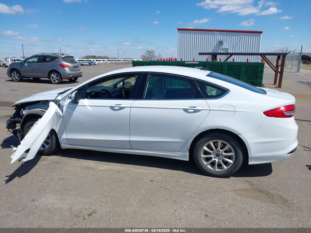 3FA6P0G77JR156634 Ford FUSION S