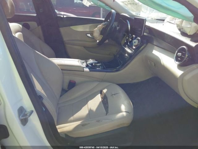 55SWF4JB3GU155524 Mercedes-Benz C 300 Luxury/sport