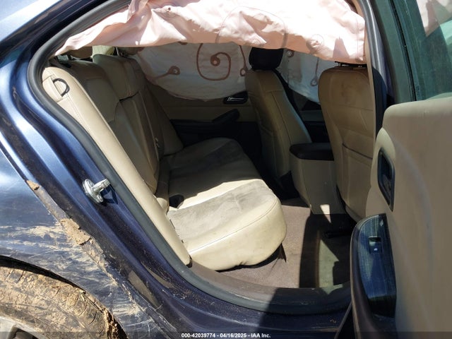 1G11C5SLXEF210537 Chevrolet MALIBU 1LT