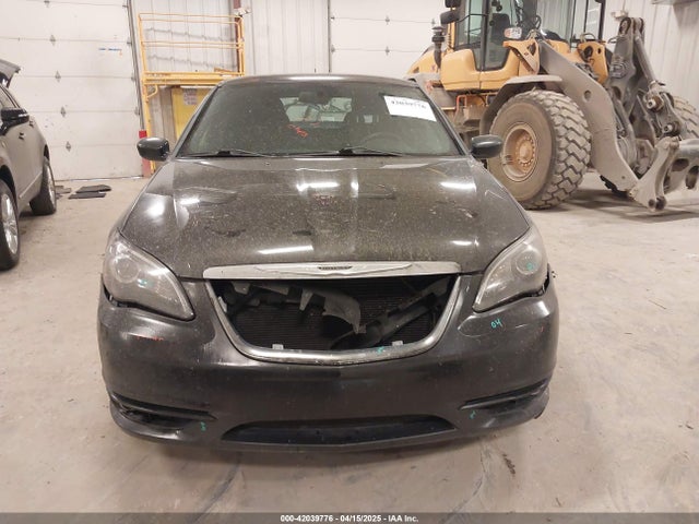 1C3CCBBGXEN152716 Chrysler 200 Touring