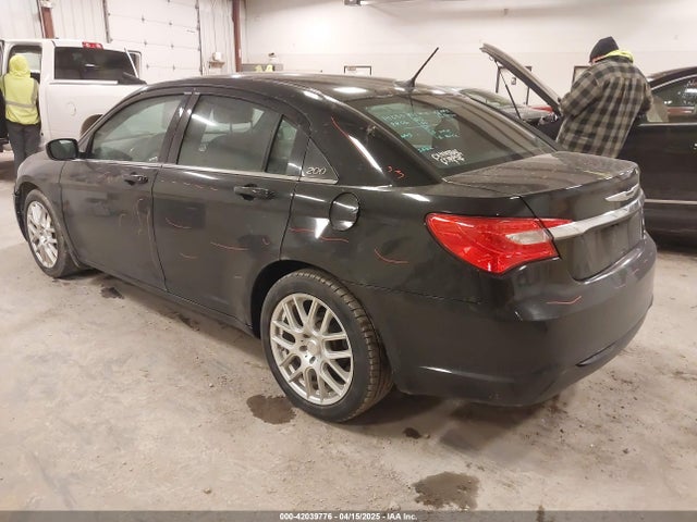 1C3CCBBGXEN152716 Chrysler 200 Touring