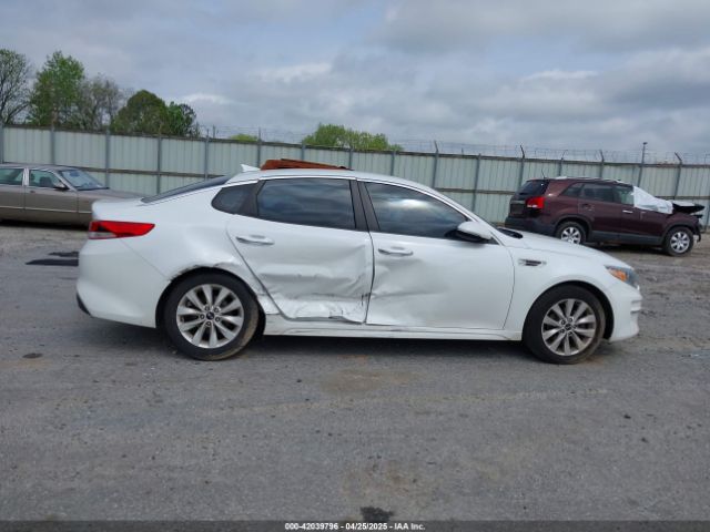 5XXGT4L30HG156861 KIA Optima Lx