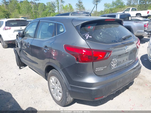 JN1BJ1CP8JW160553 Nissan Rogue Sport S